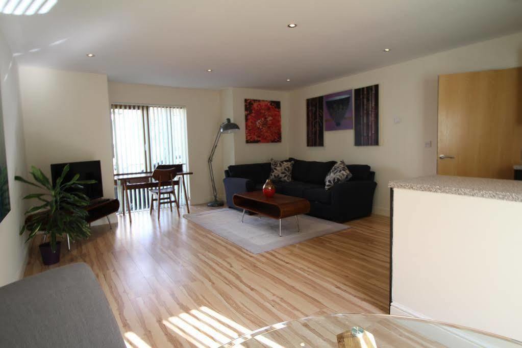 Lux Living Apartments - Alpha Apartments CBG Εξωτερικό φωτογραφία